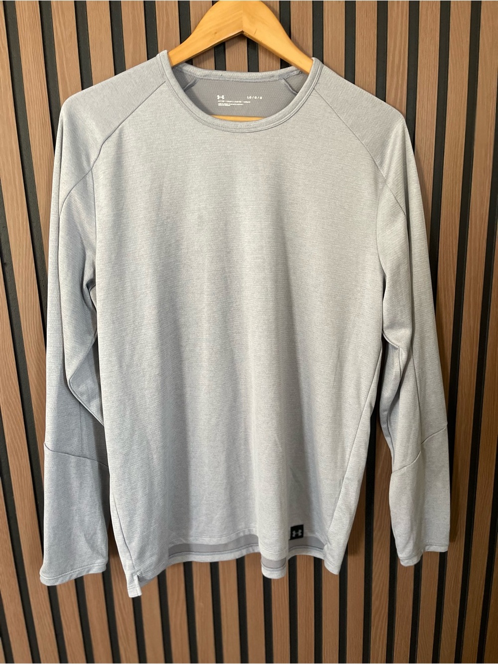 Under Armour fitted long sleeve shirt